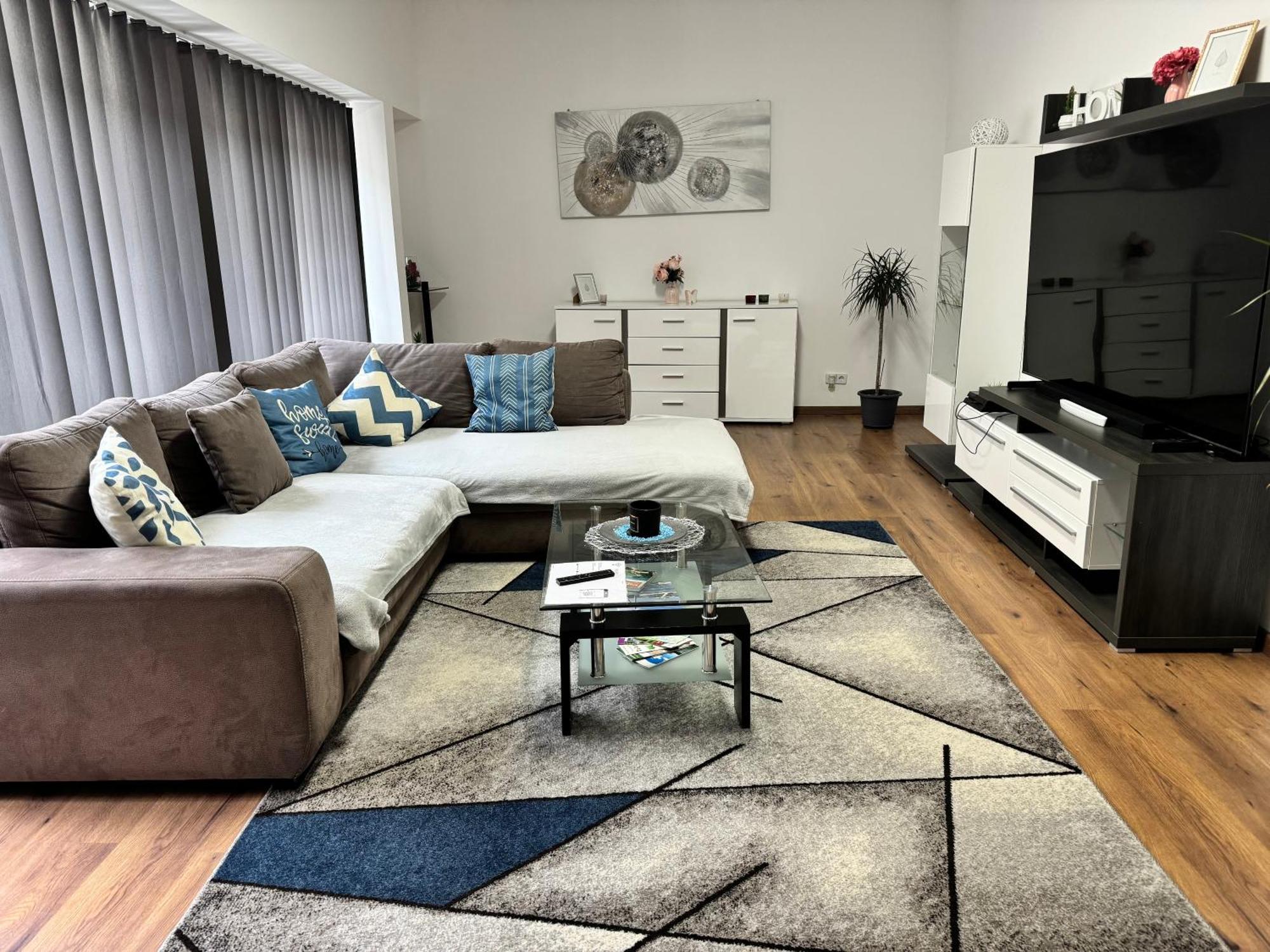 Apartment 51